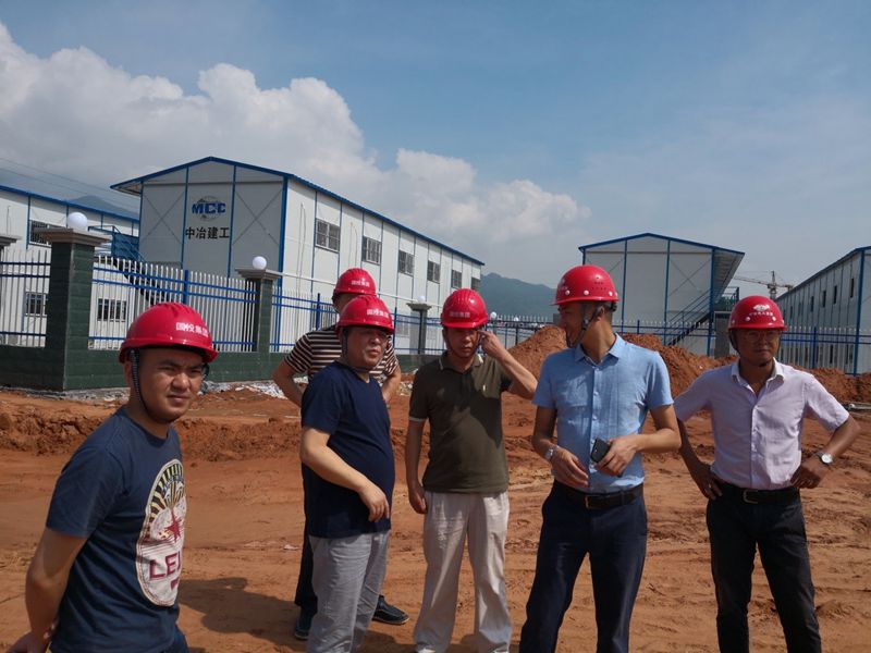 州國資委領(lǐng)導(dǎo)調(diào)研州高新區(qū)標(biāo)準(zhǔn)廠房項(xiàng)目建設(shè)